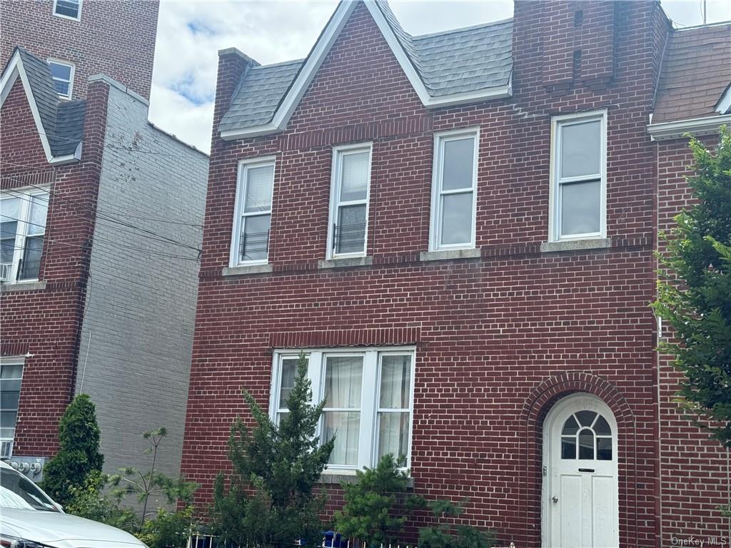 Continental Ave, Bronx, NY 10461