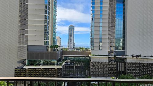 1006-2140 Kuhio Ave, Honolulu, HI, 96815-2309 | Card Image