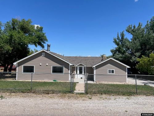 427 W Miller St, Rawlins, WY, 82301-6228 | Card Image