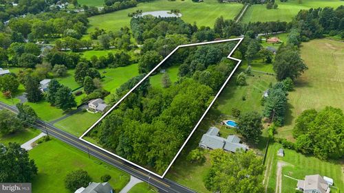 907 Unionville Wawaset Road, KENNETT SQUARE, PA, 19348 | Card Image