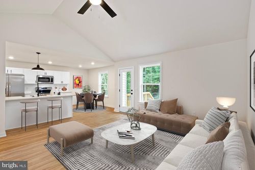 177 Woodmount Dr, COLONIAL BEACH, VA, 22443-3411 | Card Image