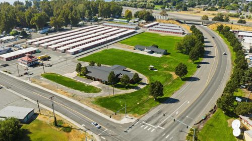 2804 W Lewis St, Pasco, WA, 99301-6701 | Card Image