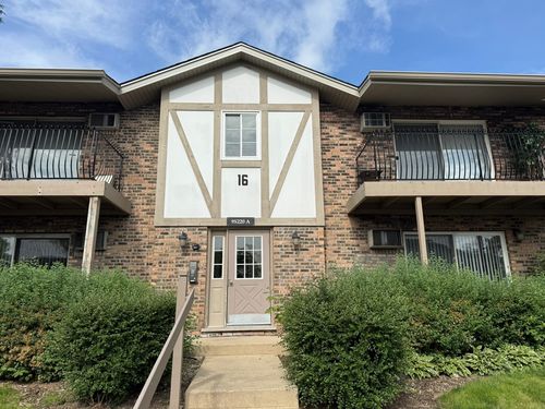 16a-102-9S220 Lake Dr, Willowbrook, IL, 60527-2567 | Card Image