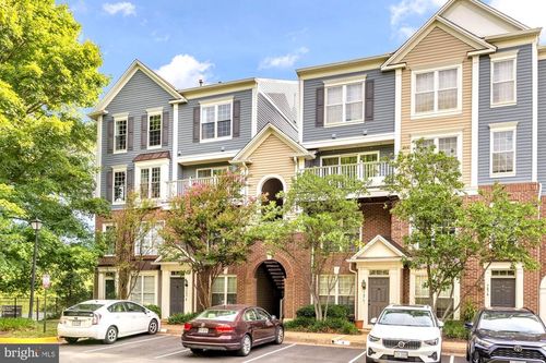 303-7078 Falls Reach Dr, FALLS CHURCH, VA, 22043-2360 | Card Image
