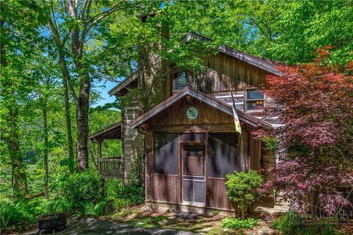 826 River Ridge Rd, Boone, NC, 28607-9144 | Card Image