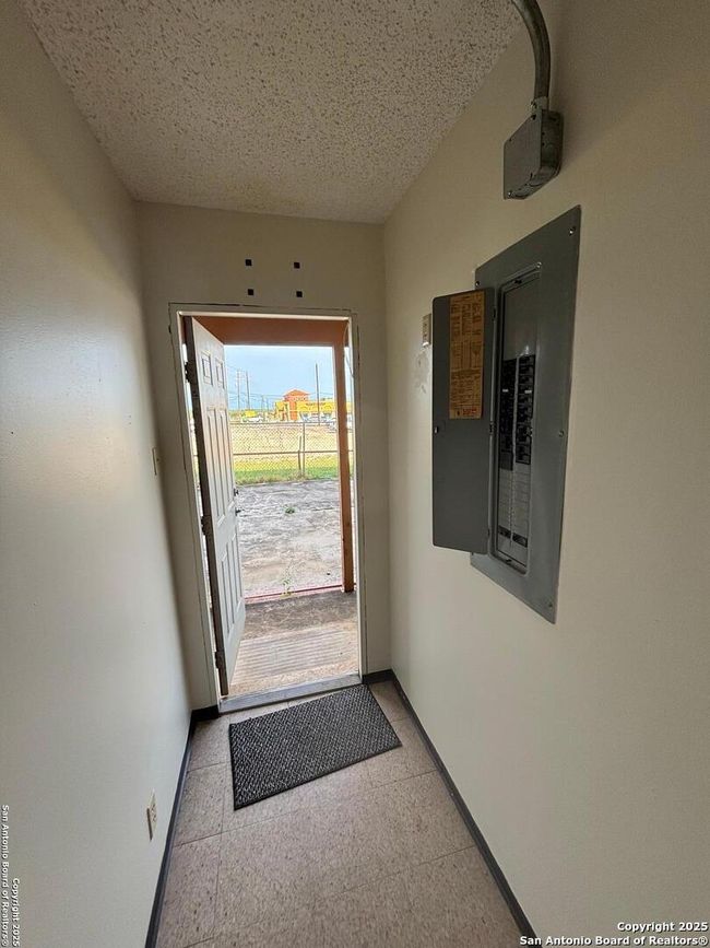 STE-1A - 9546 Us Highway 87 E, Home with 0 bedrooms, 0 bathrooms and null parking in San Antonio TX | Image 20