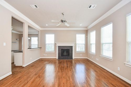 3202 Holly Meadow Dr, Houston, TX, 77042-4259 | Card Image