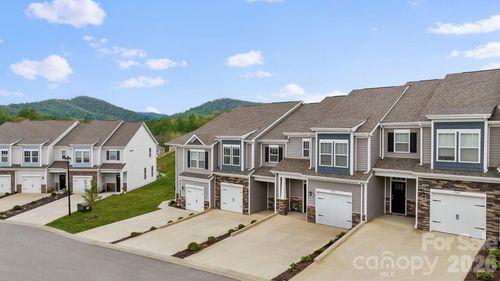 558 Big Sur Loop, Asheville, NC, 28806-0396 | Card Image