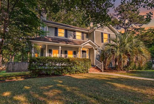 307 Mcdougal Cir, Summerville, SC, 29483-5282 | Card Image