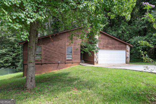 3216 Deshong Dr, Stone Mountain, GA, 30087-4024 | Card Image