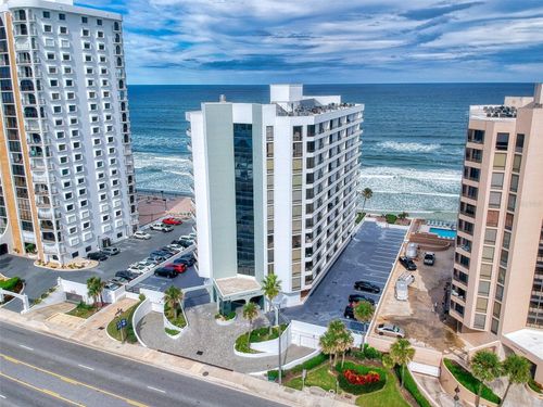 9040-3013 S Atlantic Ave, DAYTONA BEACH SHORES, FL, 32118-6161 | Card Image