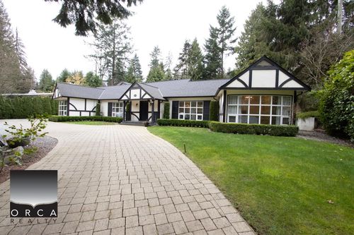 445 Southborough Dr, West Vancouver, BC, V7S1M3 | Card Image