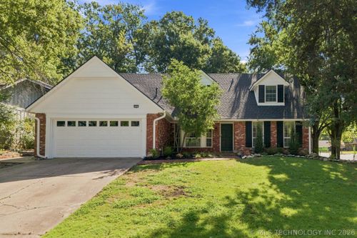 8323 S Indianapolis Ave, Tulsa, OK, 74137-1739 | Card Image