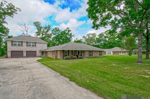 6213 Donnybrook Ave, Greenwell Springs, LA, 70739-4230 | Card Image
