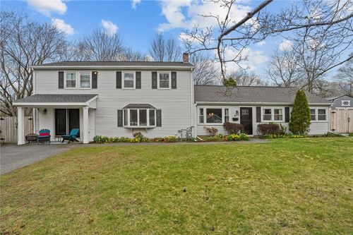 9 Rosedale Ave, Barrington, RI, 02806-1516 | Card Image