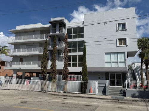 apt-308-637 Sw 3rd St, Miami, FL, 33130-2314 | Card Image