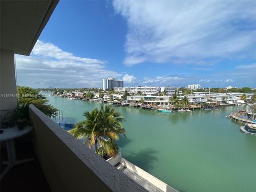 506-7125 Bay Dr, Miami Beach, FL, 33141-5472 | Card Image