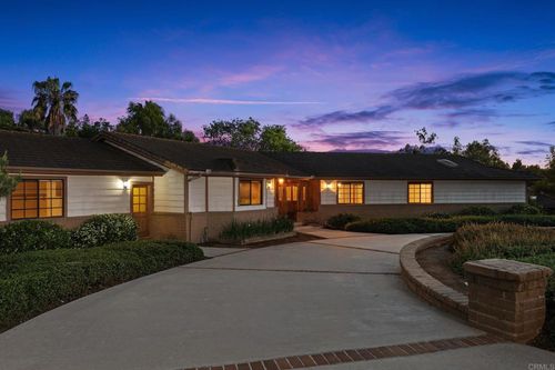 103 Alta Mesa Drive, Vista, CA, 92084 | Card Image