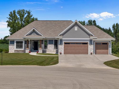 4884 Dixie Court, PORT WASHINGTON, WI, 53074 | Card Image