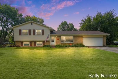 3364 Brookhollow Drive Ne, House other with 4 bedrooms, 2 bathrooms and null parking in Rockford MI | Image 1