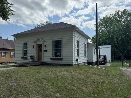 520 8th St, Rockwell City, IA, 50579 | Card Image