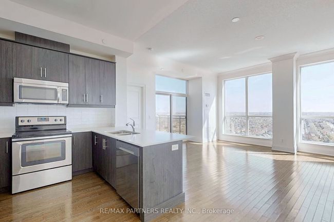 UPH07 - 9506 Markham Rd, Condo with 2 bedrooms, 2 bathrooms and 1 parking in Markham ON | Image 6