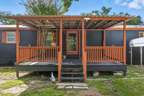 183 Blanket Flower Dr, Bastrop, TX, 78602-6820 | Card Image