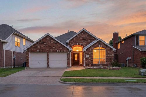 6515 Creek Crossing Ln, Sachse, TX, 75048-5636 | Card Image