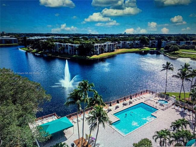 APT-206 - 1709 Whitehall Dr, Condo with 2 bedrooms, 2 bathrooms and null parking in Davie FL | Image 39