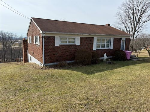 665 Lincoln Ave, Bentleyville, PA, 15314-2057 | Card Image