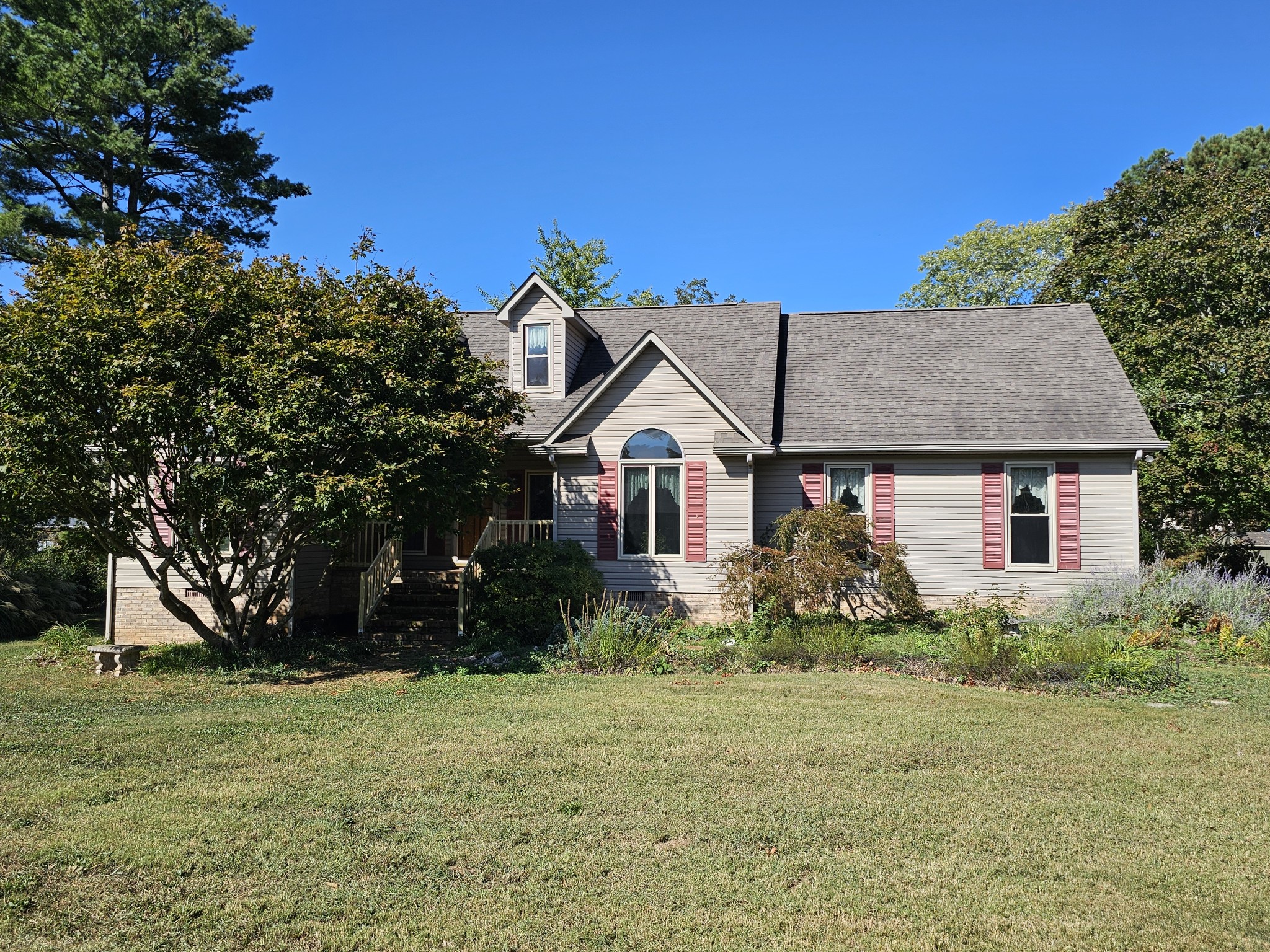 Mckown St, Cowan, TN 37318