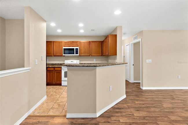BLDG-7J - 4600 E Moody Blvd, Condo with 2 bedrooms, 2 bathrooms and null parking in BUNNELL FL | Image 9