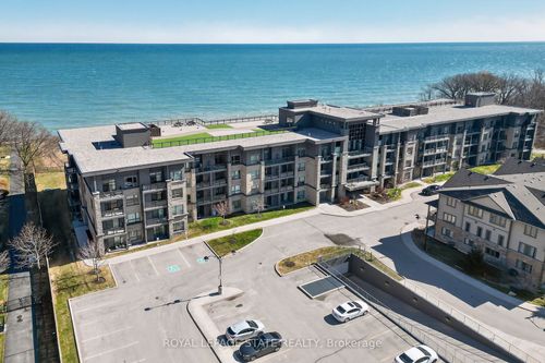 327-35 Southshore Cres, Stoney Creek, ON, L8E0J2 | Card Image