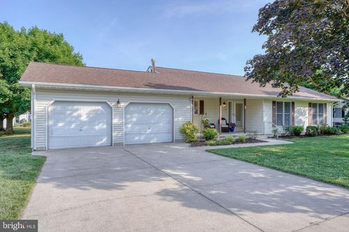 33 Valley Forge Dr, MILFORD, DE, 19963-2108 | Card Image