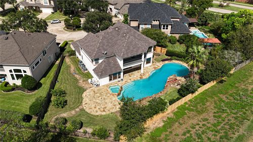 5207 Eagle Pointe Ct, Sugar Land, TX, 77479-4216 | Card Image