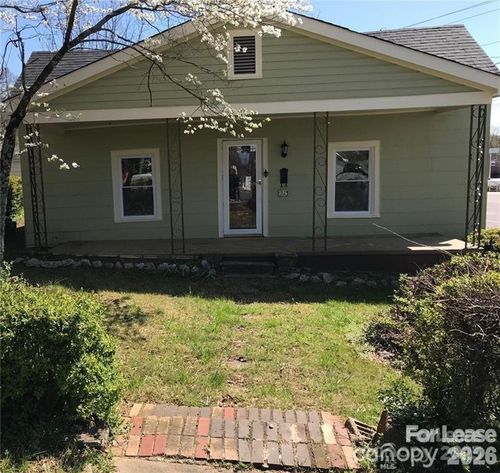 213 W King St, Kings Mountain, NC, 28086-3348 | Card Image