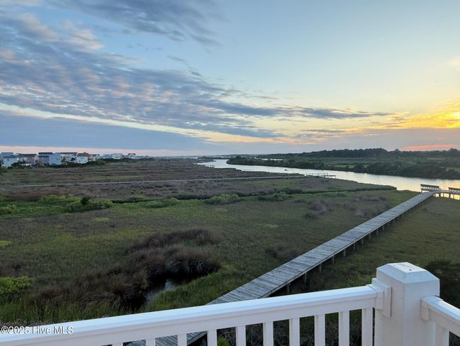 130 Sea Oaks Ct, Townhouse with 4 bedrooms, 4 bathrooms and null parking in N Topsail Beach NC | Image 4