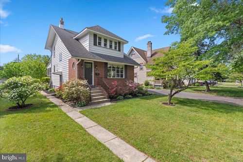 226 Washington Ter, AUDUBON, NJ, 08106-1628 | Card Image
