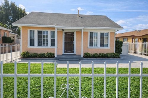 3584 Mulford Ave, Lynwood, CA, 90262-3418 | Card Image