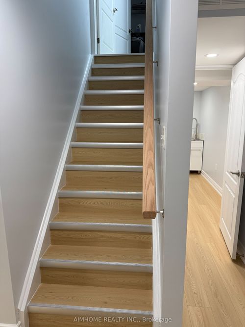 a-161 Highglen Ave, Markham, ON, L3R8T1 | Card Image