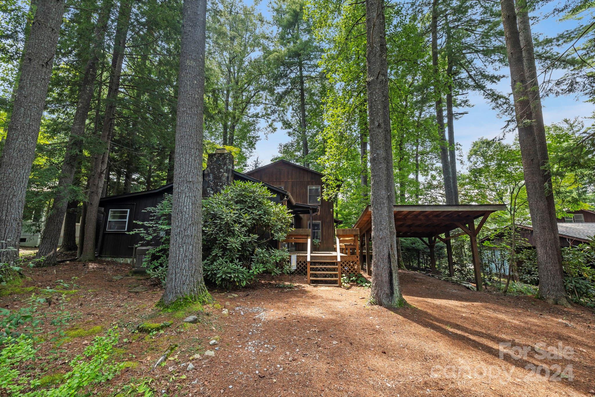 Kinross Dr, Flat Rock, NC 28731