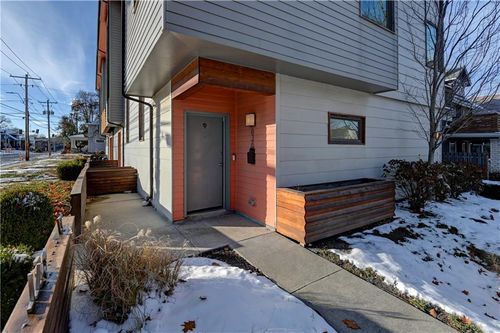 836 27th St, Kansas City, MO, 64108-2723 | Card Image