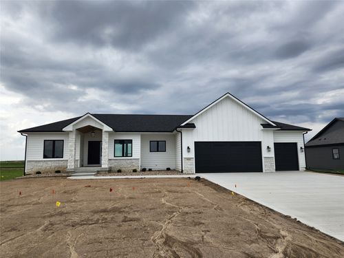 1113 Willow Dr, Huxley, IA, 50124-5006 | Card Image