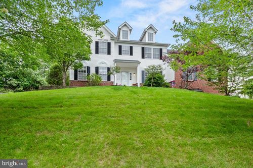 1017 Brassington Dr, COLLEGEVILLE, PA, 19426-4005 | Card Image