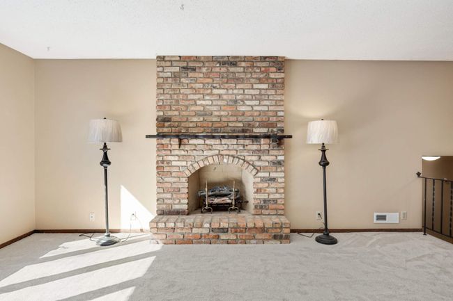 1058 Tyler St S, House other with 4 bedrooms, 2 bathrooms and null parking in Shakopee MN | Image 6