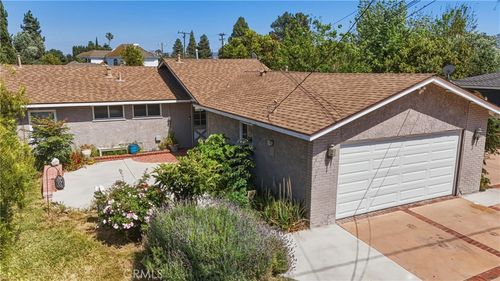 1386 El Monte Dr, Simi Valley, CA, 93065-4230 | Card Image