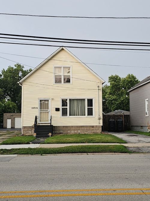 15715 S Park Ave, South Holland, IL, 60473-1504 | Card Image
