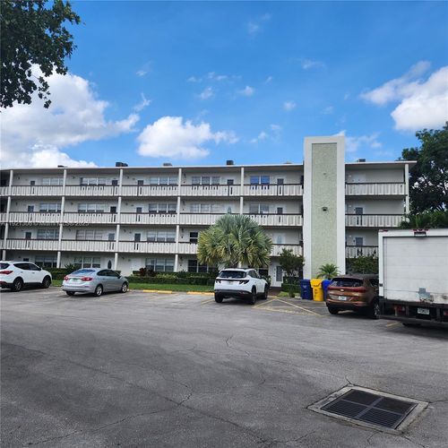 339-339 Southampton B, West Palm Beach, FL, 33417-7810 | Card Image