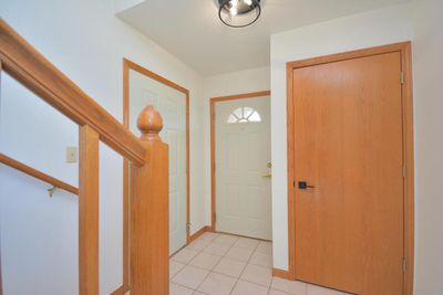 1-A - N113W16250 Sylvan Circle, Condo with 2 bedrooms, 1 bathrooms and null parking in GERMANTOWN WI | Image 3