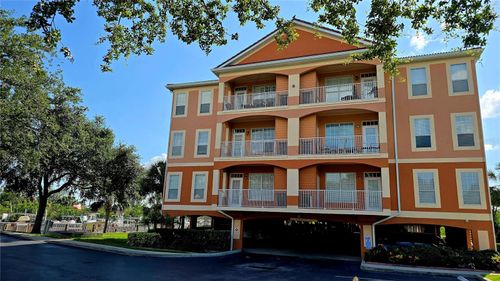 9-101-5000 Culbreath Key Way, TAMPA, FL, 33611-3051 | Card Image